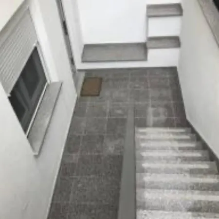 Nina Apartament *